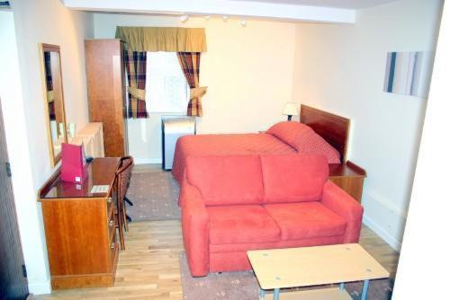 Rainbows Lodge Hotel And Serviced Apartments Reading Exterior photo